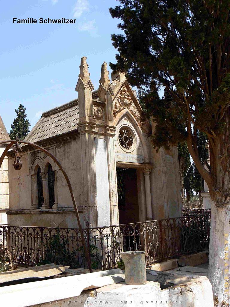 HAMMAM BOU HADJAR 2009 LE CIMETIERE   (12).jpg